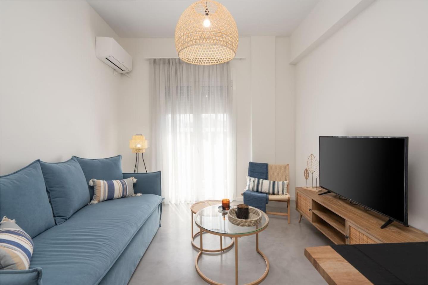 Revived Urban Charm - 1br * Athens
