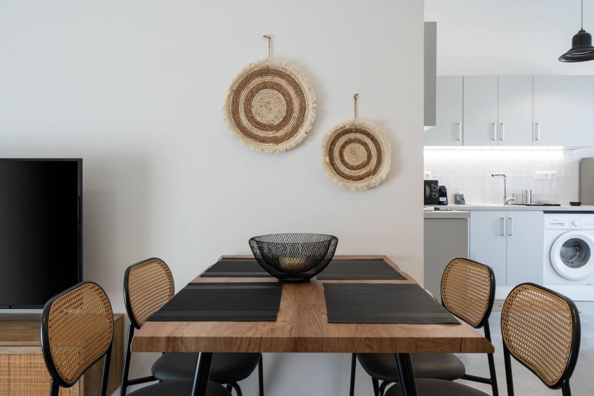 Revived Urban Charm - 1br *